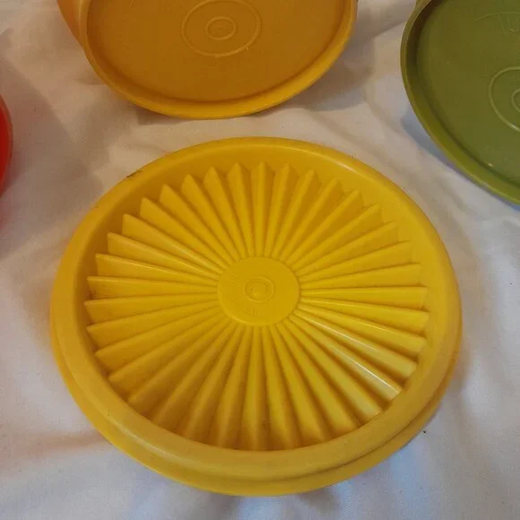 VTG Retro 1970s Tupperware Replacement Bowls: 886-12, 886-14, 886-16 & Lid: 812 - Picture 4 of 15